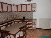 5 O Pi� Locali in vendita a Taggia - Rif. 50