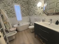 Casa Indipendente in vendita a Imperia - Rif. 