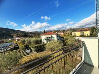 Casa Indipendente in vendita a Imperia - Rif. 