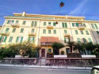 Trilocale in vendita a Sanremo - Rif. SR T91-tm