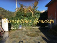 Appartamento In Villa in vendita a Vallecrosia - Rif. A-570