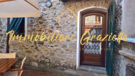 Bilocale in vendita a Dolceacqua - Rif. 210