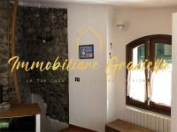 Bilocale in vendita a Dolceacqua - Rif. 210