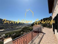Villa Bifamiliare in vendita a Camporosso - Rif. A-574