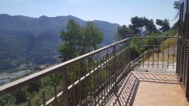 Porzione Di Trifamiliare in vendita a Ventimiglia - Rif. 159-545