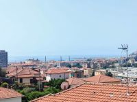 Appartamento in vendita a Imperia - Rif. 