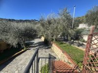 Casa Indipendente in vendita a Imperia - Rif. 
