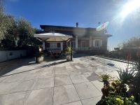 Casa Indipendente in vendita a Imperia - Rif. 