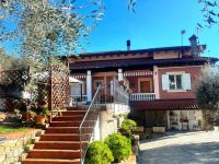 Casa Indipendente in vendita a Imperia - Rif. 