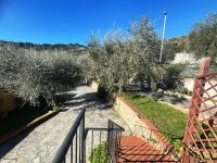 Casa Indipendente in vendita a Imperia - Rif. 