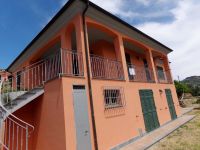 Casa Indipendente in vendita a Imperia - Rif. 