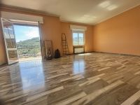 Appartamento in vendita a Imperia - Rif. 