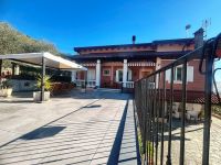 Casa Indipendente in vendita a Imperia - Rif. 