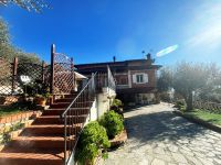 Casa Indipendente in vendita a Imperia - Rif. 