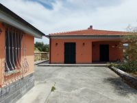 Casa Indipendente in vendita a Imperia - Rif. 
