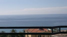 Quadrilocale in vendita a Sanremo - Rif. V000658