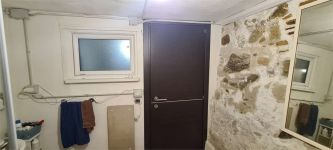 Magazzino in vendita a Sanremo - Rif. V001058