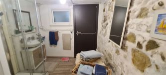 Magazzino in vendita a Sanremo - Rif. V001058