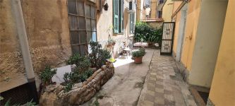 Magazzino in vendita a Sanremo - Rif. V001058