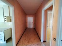 Trilocale in vendita a Ventimiglia - Rif. VE T92-av
