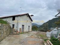 capannone a Dolceacqua
