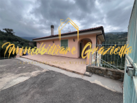 Quadrilocale in vendita a Vallebona - Rif. C5-14