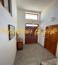 appartamento in villa a Vallecrosia