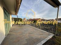 Villa Bifamiliare in vendita a Vallecrosia - Rif. 525