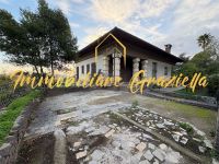 villa bifamiliare a Vallecrosia