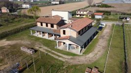 Villa in vendita a Bovolone - Rif. V003590