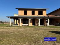 Villa in vendita a Bovolone - Rif. V003589