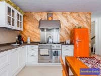 Appartamento In Villa in vendita a Castel D'azzano - Rif. V003595