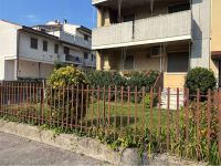 Trilocale in vendita a Castel D'azzano - Rif. V003662