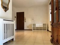 Trilocale in vendita a Castel D'azzano - Rif. V003662