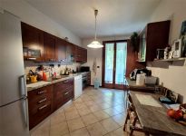 Trilocale in vendita a Buttapietra - Rif. V003725