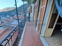 appartamento a Badalucco